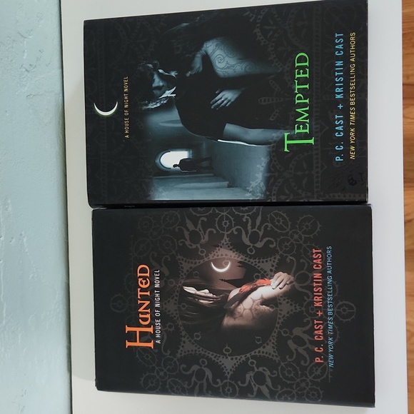 House of Night Series Books 5 and 6 - Picture 1 of 4